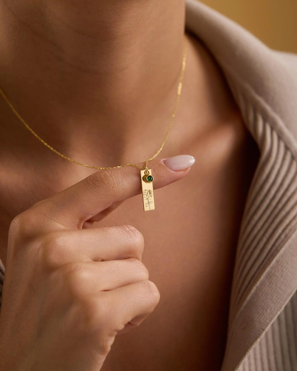 925 Ayar Gümüş Doğum Çiçeği ve Doğum Taşlı Kolye
